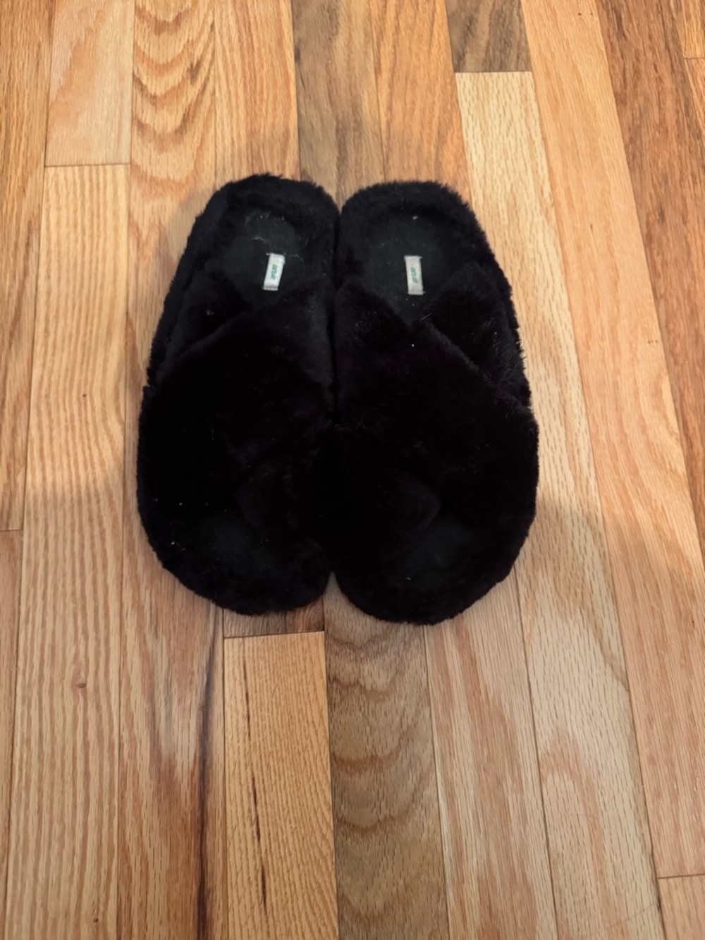 Black Fuzzy Crisscross Slide Slippers
